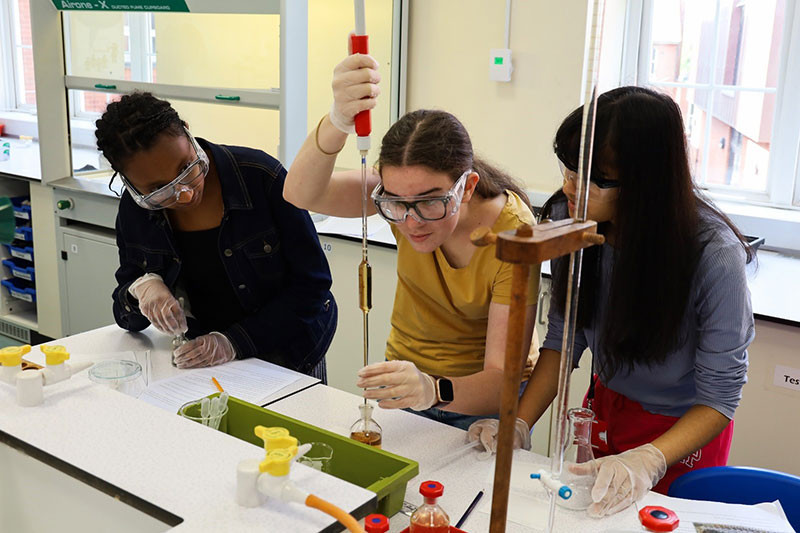 Bethany checks the precision of her sample about to be pipetted, making sure it’s exactly 25cm3!